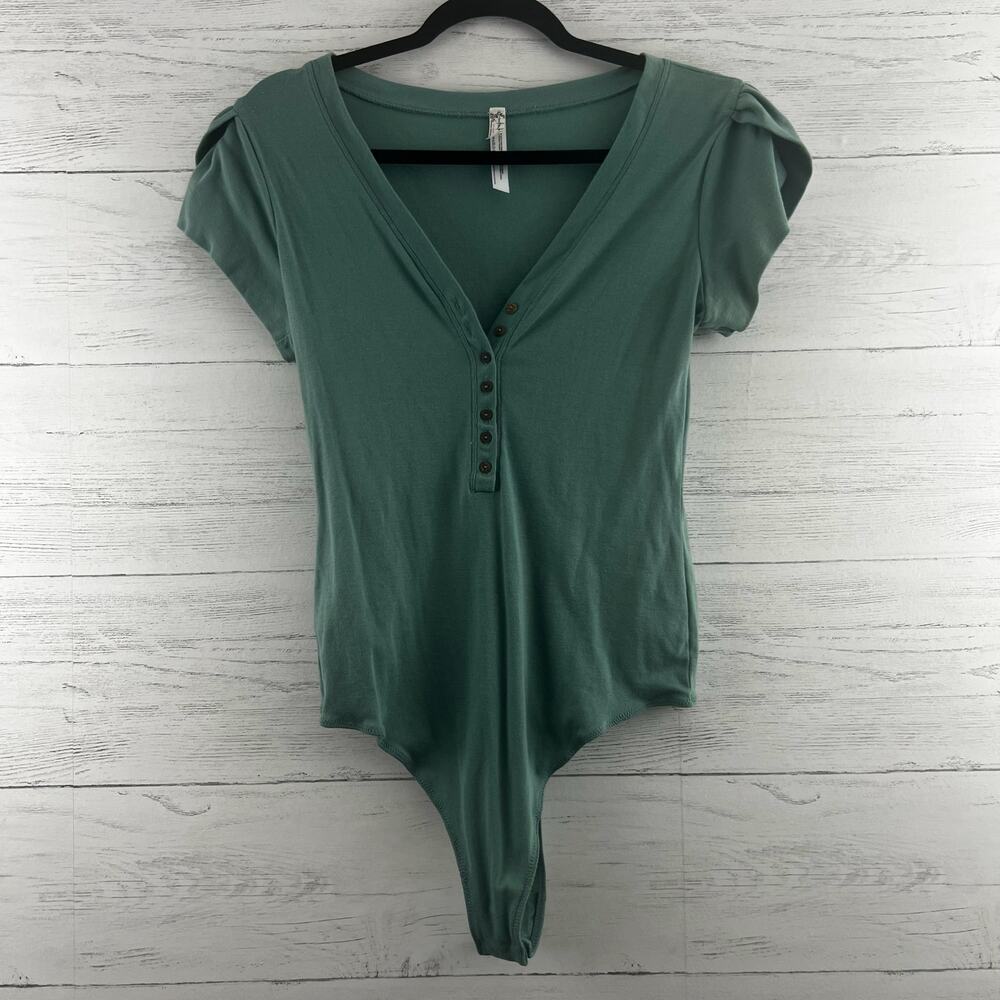 Free People Green Flutter‎ Sleeve Body Suit Size L
